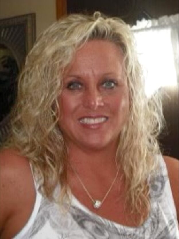 Linda “Lindy” Leigh Moloney – Connley Brothers Funeral Home